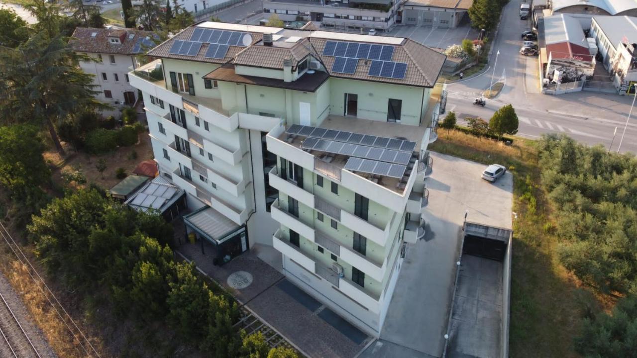 Hotel Clodi Ascoli Piceno Esterno foto
