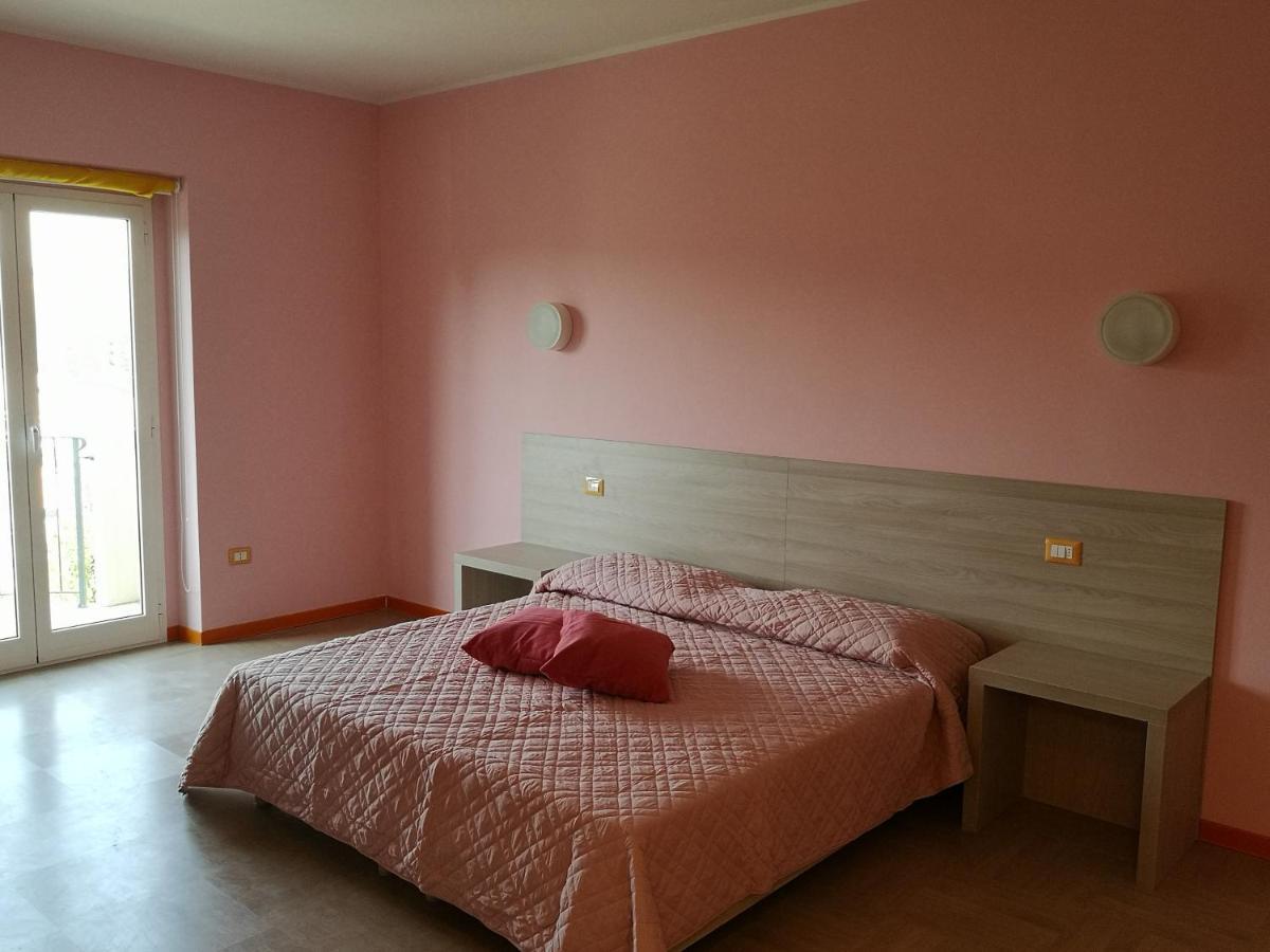 Hotel Clodi Ascoli Piceno Esterno foto