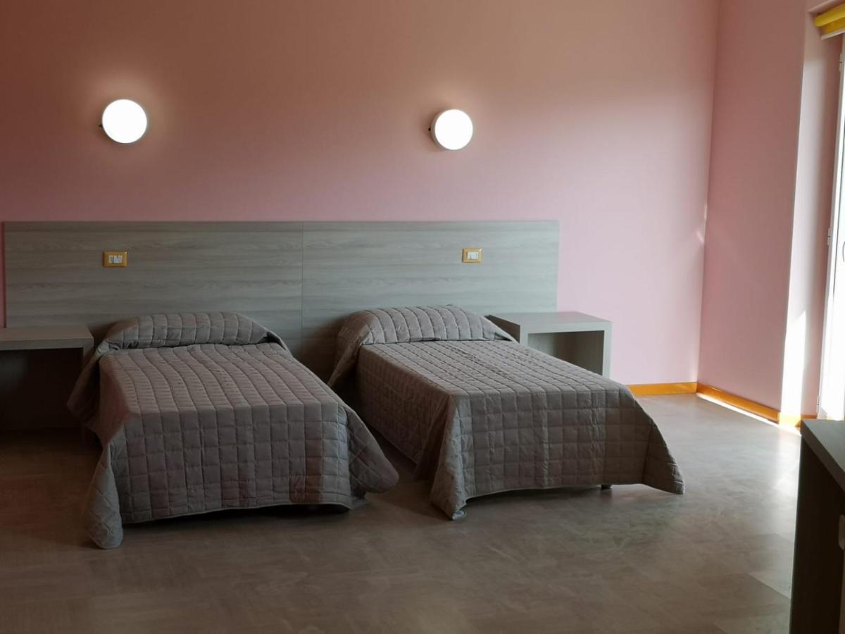 Hotel Clodi Ascoli Piceno Esterno foto