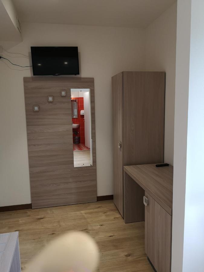 Hotel Clodi Ascoli Piceno Esterno foto